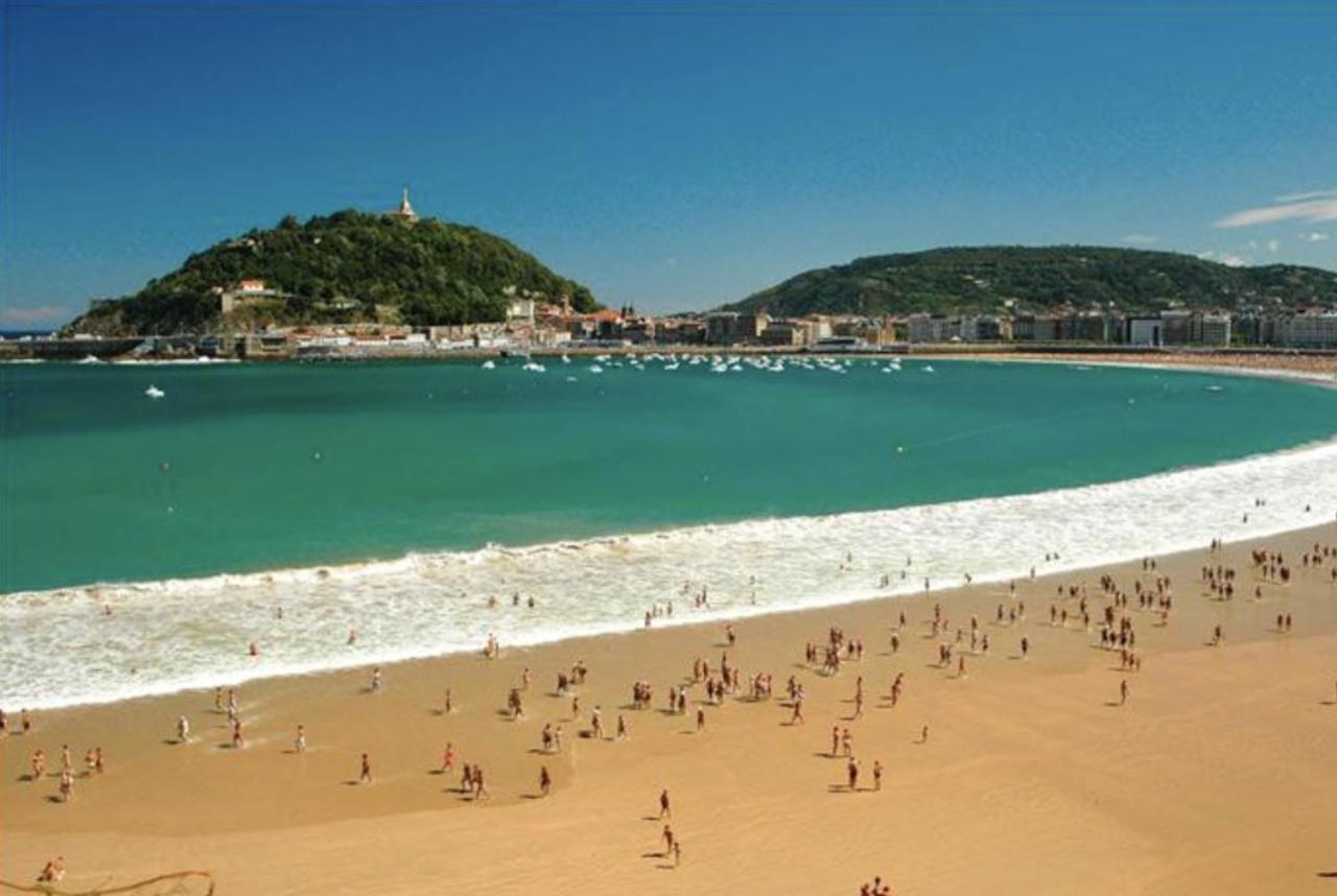 Paradise Luxurious Flat, Free Parking, 3 Double Rooms, Terrace, Jacuzzi, Fully Renovated San Sebastián Zewnętrze zdjęcie
