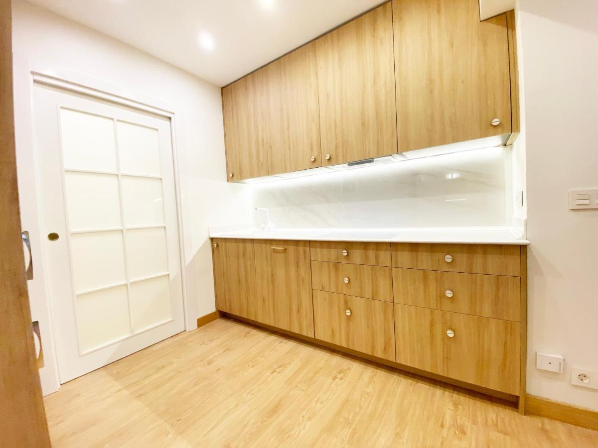 Paradise Luxurious Flat, Free Parking, 3 Double Rooms, Terrace, Jacuzzi, Fully Renovated San Sebastián Zewnętrze zdjęcie
